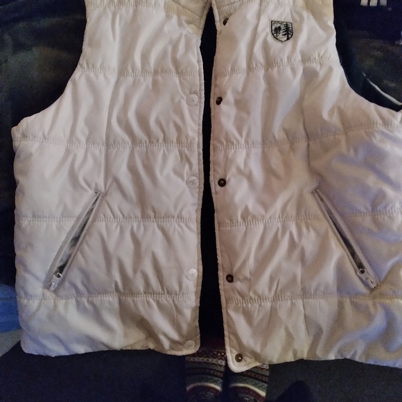 Vest - Picture 2 of 2